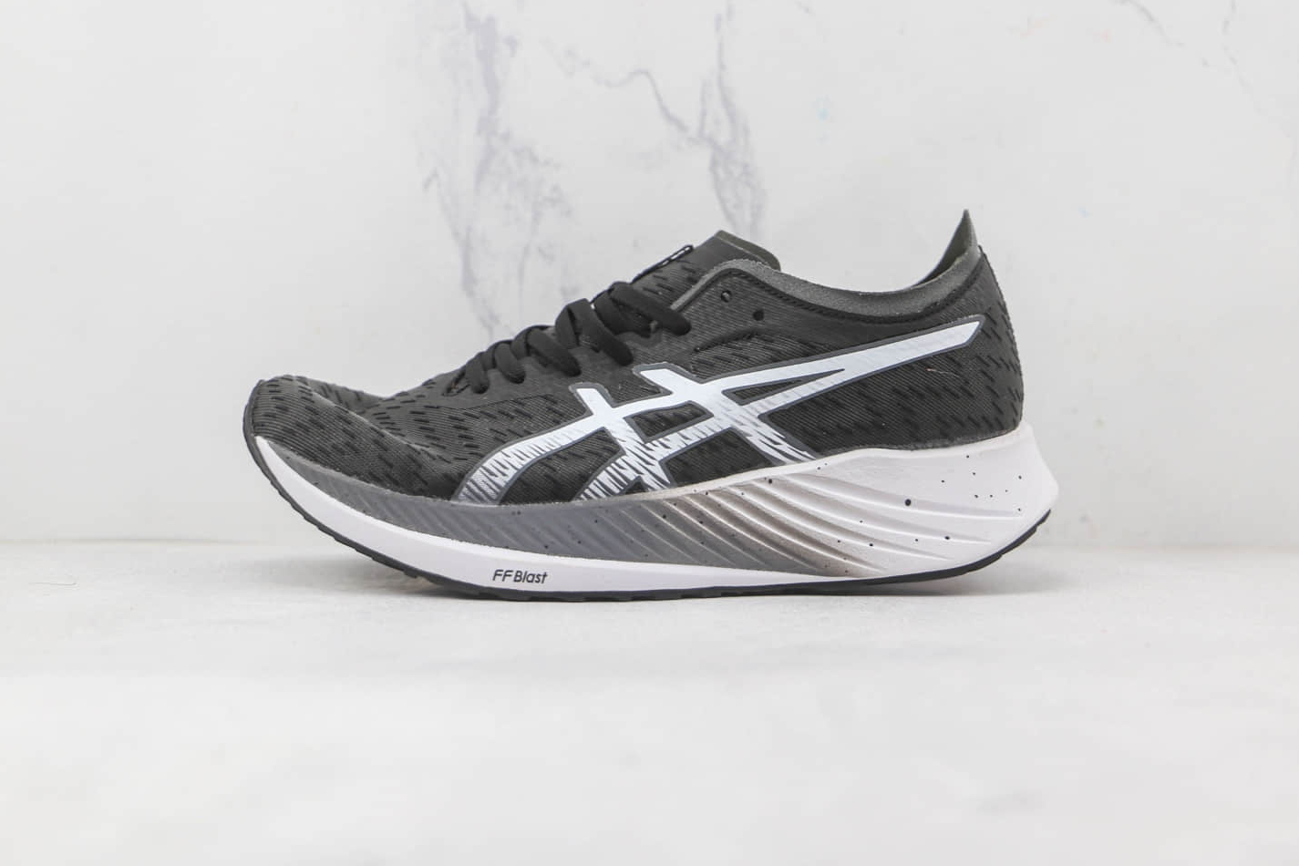 Asics Magic Speed Carbon 1012A895-001 | Black White | Lightweight Running Shoes