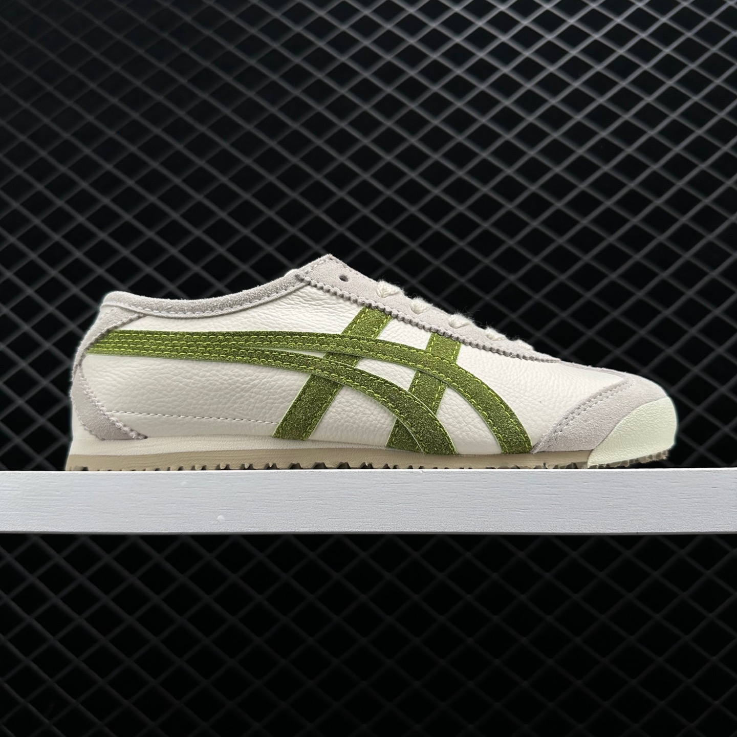 Onitsuka Mexico 66 Vin Birch Green - Stylish and Classic Sneakers