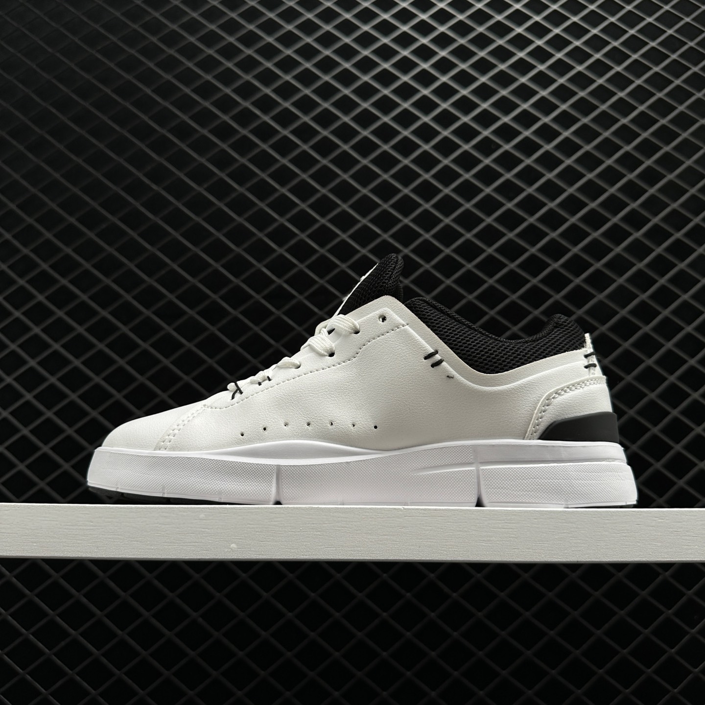On Running The Roger Advantage x Federer: White Black by Roger Federer