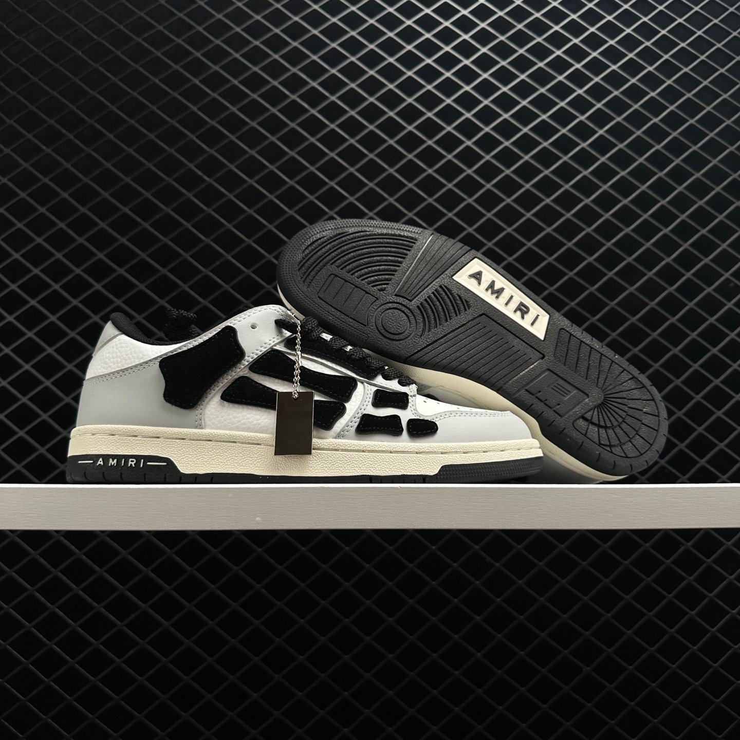 Amiri Skel Top Low White Light Grey Black AW22MFS003-030 - Sleek and Stylish Footwear for Men's Fashion