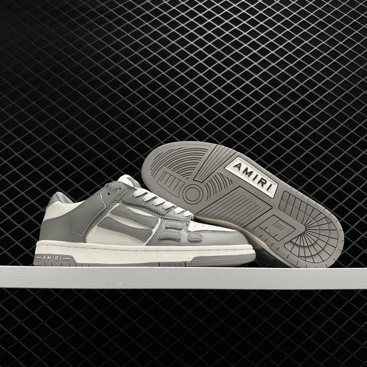 Amiri Skel Top Low Grey White: Modern and Stylish Footwear for Every Occasion
