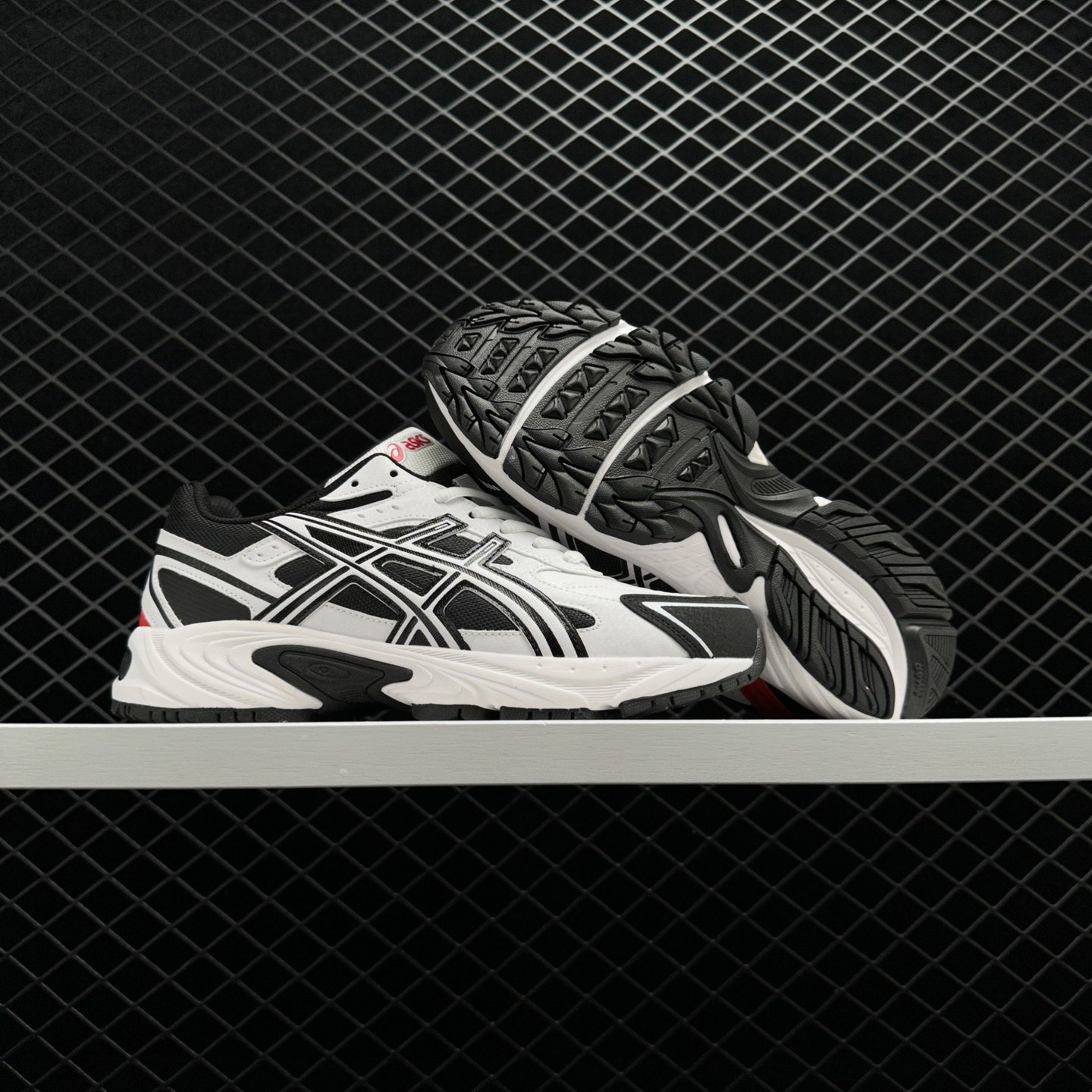 Asics Gel-170 TR: Black White 1203A096-021 | Premium Sports Shoes