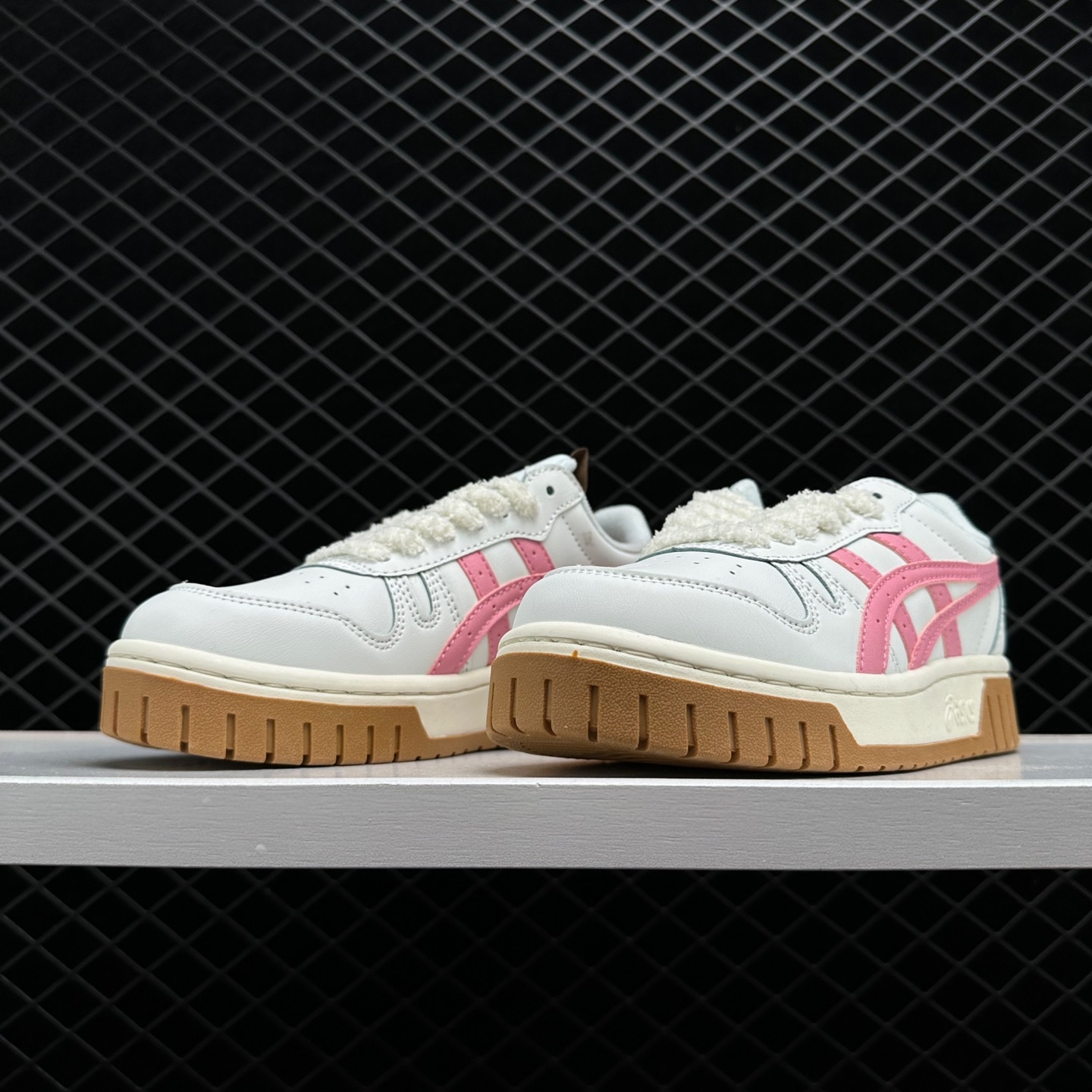 Asics Court MZ Retro Skateboarding Shoes - Unisex White Pink Brown | Shop Now!
